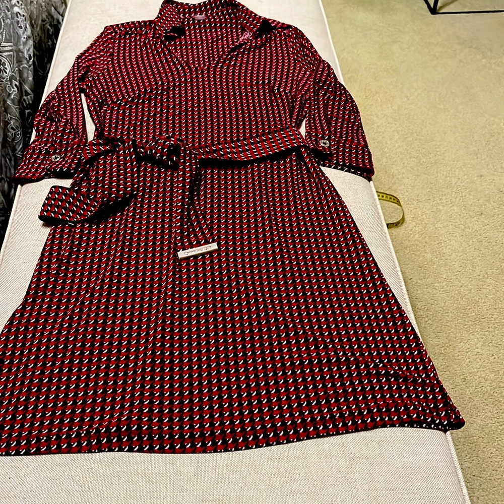 Tommy Hilfiger polyester belted dress.
